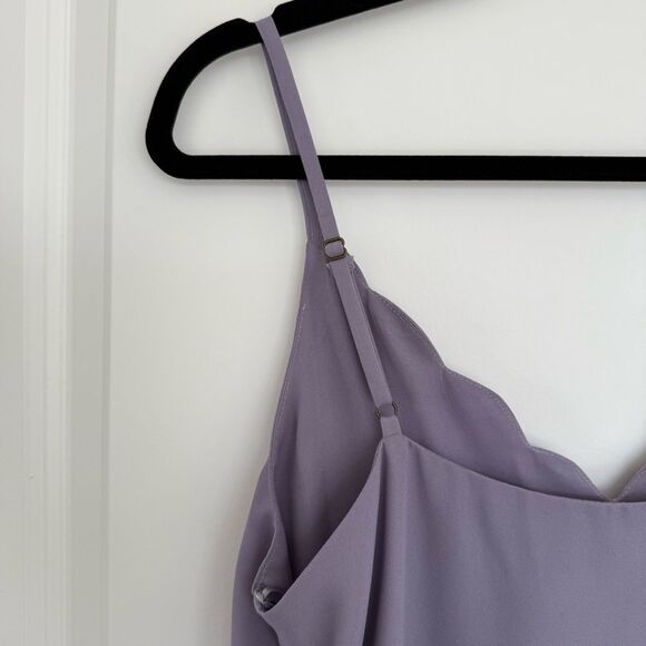 SOCIALITE | Scalloped neckline Tank Top - Picture 5 of 10